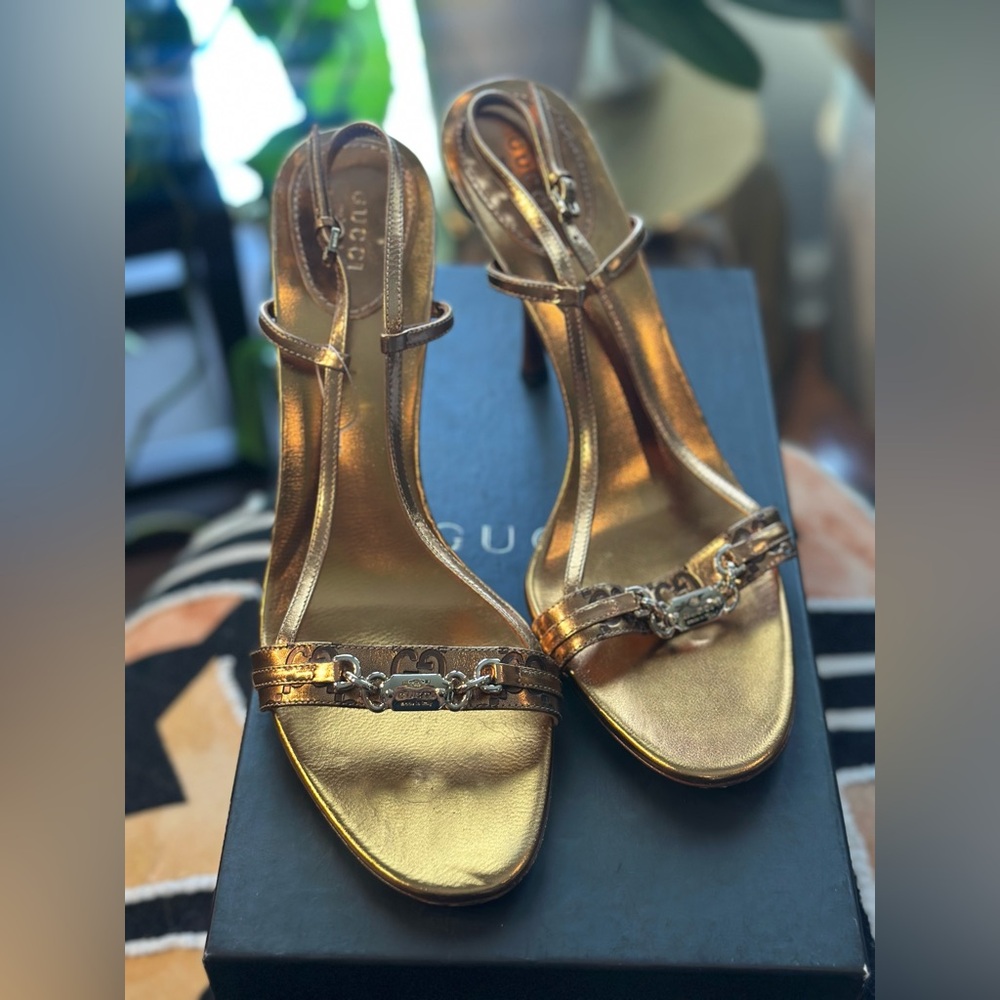 Gucci Goldstar Leather Sandals | 10